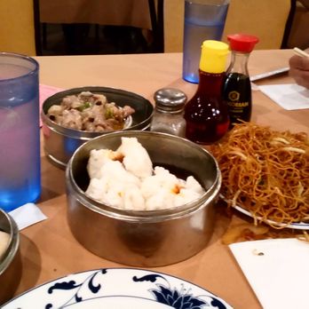 Great Wall Cuisine - Left to right, shrimp dumpling, pork ribs, pork BBQ buns, chowmein - Dim Sum Near Me - Phoenix, Arizona Great Wall Cuisine - Left to right, shrimp dumpling, pork ribs, pork BBQ buns, chowmein - Dim Sum Near Me - Phoenix, Arizona