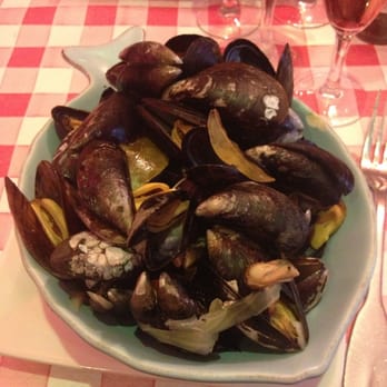 L'Oie qui Fume - mussels... good! - French Near Me - Paris, 75 L'Oie qui Fume - mussels... good! - French Near Me - Paris, 75