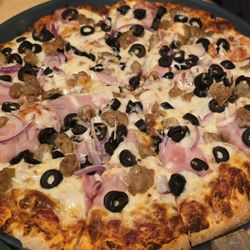 Straw Hat Pizza