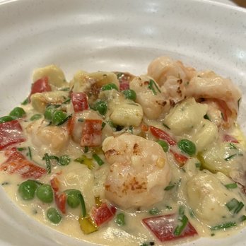 Oak & Reed - Gnocchi with red pepper, peas and lightly grilled shrimp in cream sauce. - Beer Bar Near Me - Middletown, New York Oak & Reed - Gnocchi with red pepper, peas and lightly grilled shrimp in cream sauce. - Beer Bar Near Me - Middletown, New York