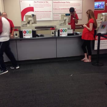Target - Christian running guest service like a boss - Department Stores Near Me - Miami, Florida