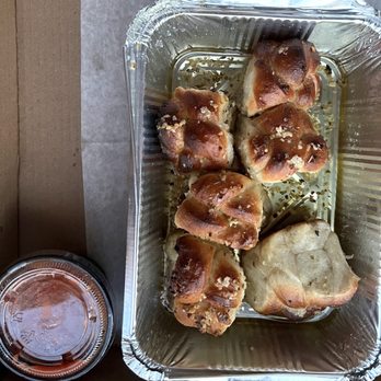 Noli's Pizzeria - Blackstone - Garlic knots - Pizza Near Me - Omaha, Nebraska