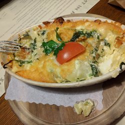 Kartoffelhaus No1 - Gratin- as you see it's way too much cheese and not so nice to share without a plate