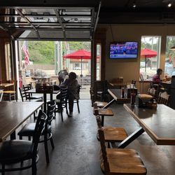 Bandon Brewing Company - Seating: inside or out