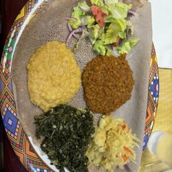 Kaffa Crossing - Vegetarian platter