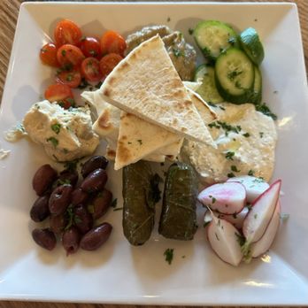 Union Street Brewing - Mezze platter - Brewpubs Near Me - Hudson, New York Union Street Brewing - Mezze platter - Brewpubs Near Me - Hudson, New York