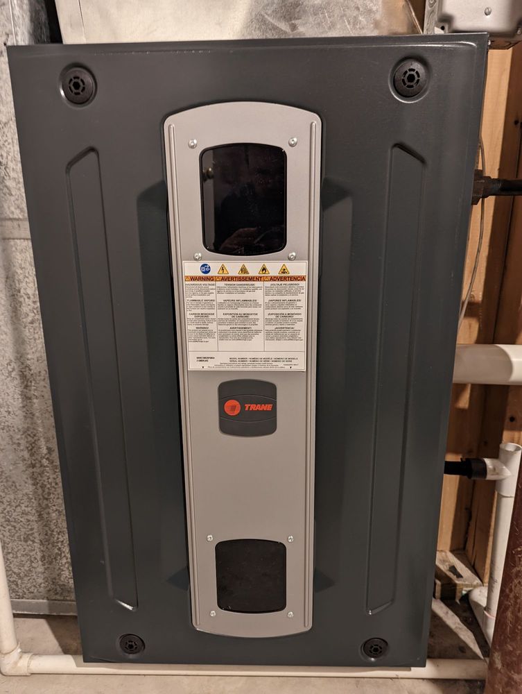 Slide of Com24 Heating And Air Conditioning