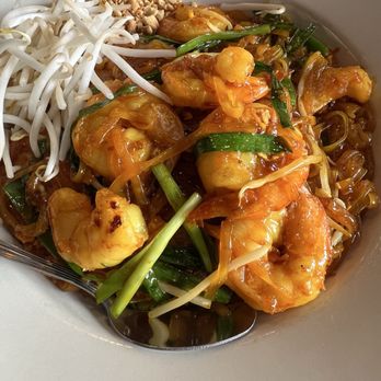 Lucki Thai - Shrimp pad Thai - Thai Near Me - Las Vegas, Nevada Lucki Thai - Shrimp pad Thai - Thai Near Me - Las Vegas, Nevada