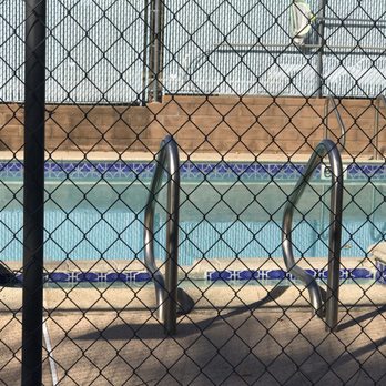 Marina RV Park - The small hot tub - RV Parks Near Me - Redding, California