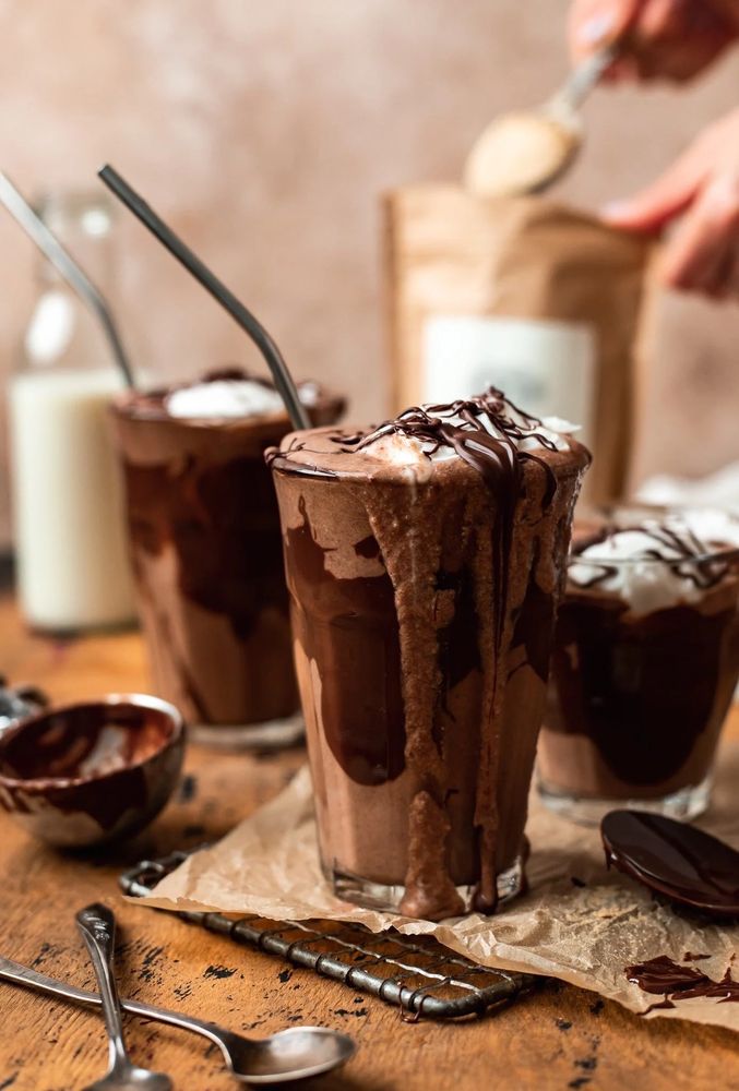 2 Amigos Bubble Tea Logo