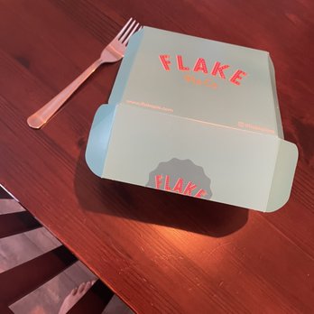 Flake Pie Co. - Single pie box - Desserts Near Me - South Jordan, Utah