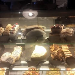 Tapa Coffee and Bakehouse - Cakes