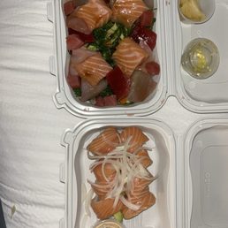 Sashimi salad and special salmon roll
