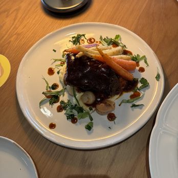 Evelyn's - Short rib - Wine Bars Near Me - Nashville, Tennessee Evelyn's - Short rib - Wine Bars Near Me - Nashville, Tennessee