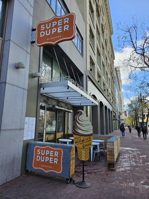 Super Duper Burgers by null