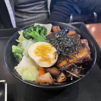 Blosom Japanese Restaurant - Chashu Bowl - Ramen Near Me - Los Angeles, California Blosom Japanese Restaurant - Chashu Bowl - Ramen Near Me - Los Angeles, California