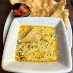 Spinach & Artichoke Fondue