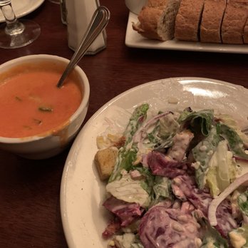 Minervas Restaurant - Sioux Falls - Salad, tomato zucchini bisque and complimentary bread - New American Near Me - Sioux Falls, South Dakota