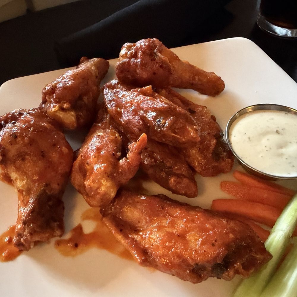 22 Bistro - Chicken wings - New American Near Me - Olympic Valley, California