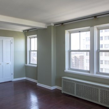 Figure 8 Painting - After - Ceiling Water Damage Restoration. Edgewater, Chicago. - Painters Near Me - Chicago, Illinois Figure 8 Painting - After - Ceiling Water Damage Restoration. Edgewater, Chicago. - Painters Near Me - Chicago, Illinois