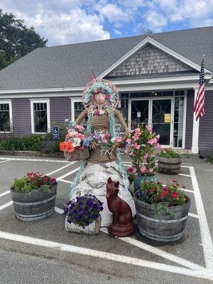 Dot’s Market by null