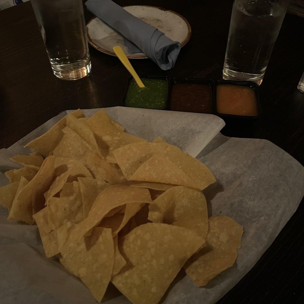 Dos Caminos - Trio salsa and chips - Mexican Near Me - New York, New York