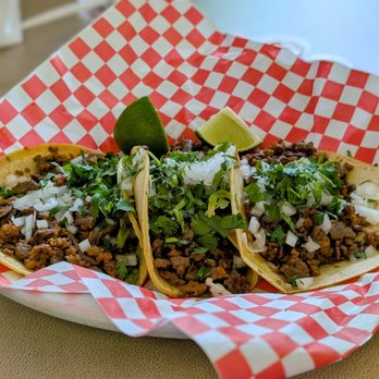 La Revolución Taqueria - Mexican Near Me - Niagara Falls, Ontario La Revolución Taqueria - Mexican Near Me - Niagara Falls, Ontario