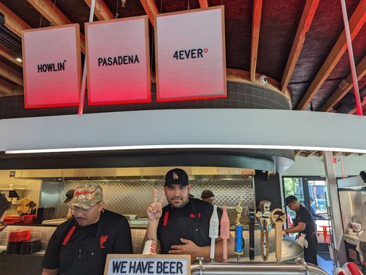 Howlin' Ray's Hot Chicken - Pasadena by null