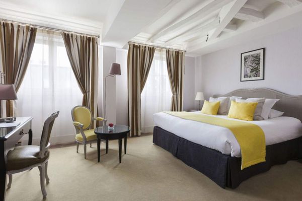 Château Belmont Tours by The Crest Collection by null