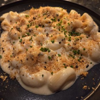 Manifest - King Crab and black truffle Mac & cheese - Barbers Near Me - Washington, DC, District of Columbia Manifest - King Crab and black truffle Mac & cheese - Barbers Near Me - Washington, DC, District of Columbia