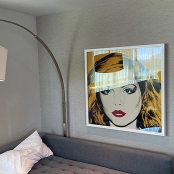 Courtyard by Marriott Santa Monica - Blondie - Hotels Near Me - Santa Monica, California