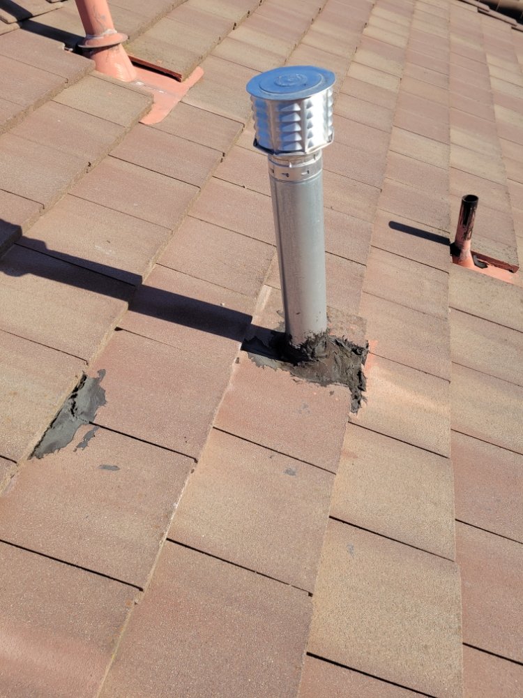 Slide of Hernandez Roofing