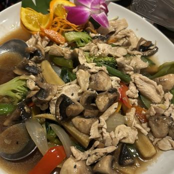 K'sone's Thai Dining & Lounge - Sesame Chicken - Thai Near Me - Nashua, New Hampshire K'sone's Thai Dining & Lounge - Sesame Chicken - Thai Near Me - Nashua, New Hampshire