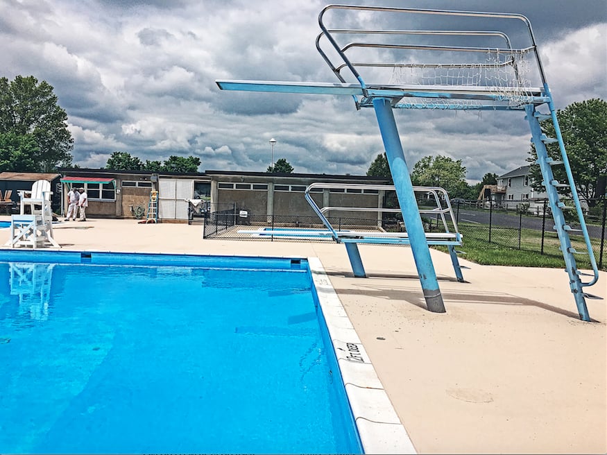 BROADWAY COMMUNITY POOL Updated August 2024 102 S Sunset Dr