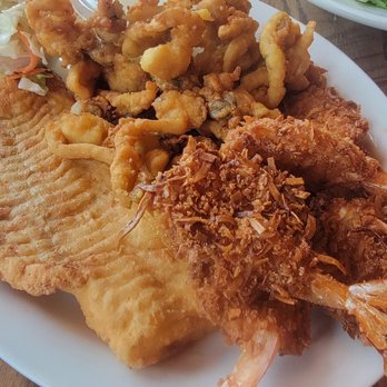 Bob's Seafood - I got clams, haddock and coconut shrimp. I opted for salad instead of fries - Seafood Markets Near Me - Windham, Maine