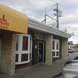 Louie's Lounge - Exterior view