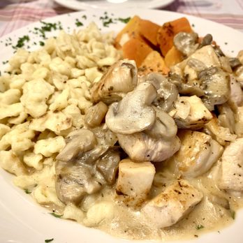 Schmankerl Stube - Chicken with mushrooms in vermouth sauce - German Near Me - Hagerstown, Maryland Schmankerl Stube - Chicken with mushrooms in vermouth sauce - German Near Me - Hagerstown, Maryland