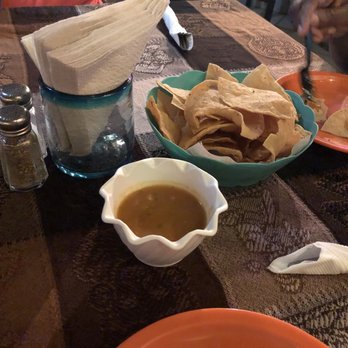 Campestre Triny - Chips and salsa - Mexican Near Me - Los Barriles, BCS Campestre Triny - Chips and salsa - Mexican Near Me - Los Barriles, BCS