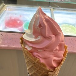 Custards Last Stand - Strawberry and vanilla swirl
