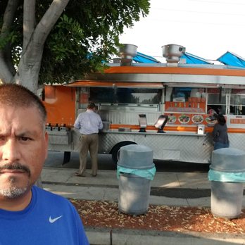 Tacos Los Primos - Food Trucks Near Me - Whittier, California Tacos Los Primos - Food Trucks Near Me - Whittier, California