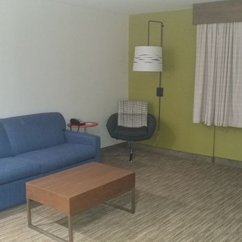 Holiday Inn Express - Hotels Near Me - Camarillo, California Holiday Inn Express - Hotels Near Me - Camarillo, California