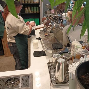 Lowboys Cafe - Barista - Coffee & Tea Near Me - New York, New York
