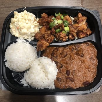 Zippy's McCully - Korea Korean Fried Chicken and Chili Mixed Plate - Fast Food Near Me - Honolulu, Hawaii