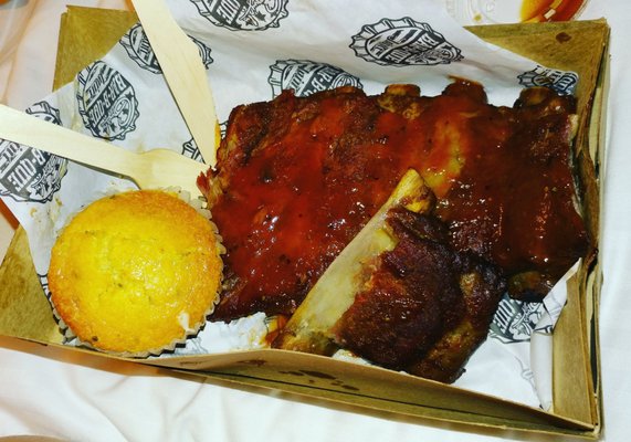 Guy's Bar-B-Que Joint by null