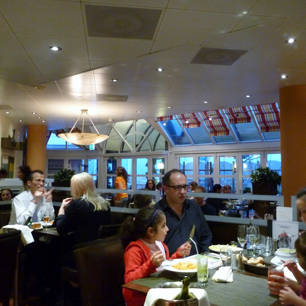 Le Jardin - Brasseries Near Me - Lausanne, VD