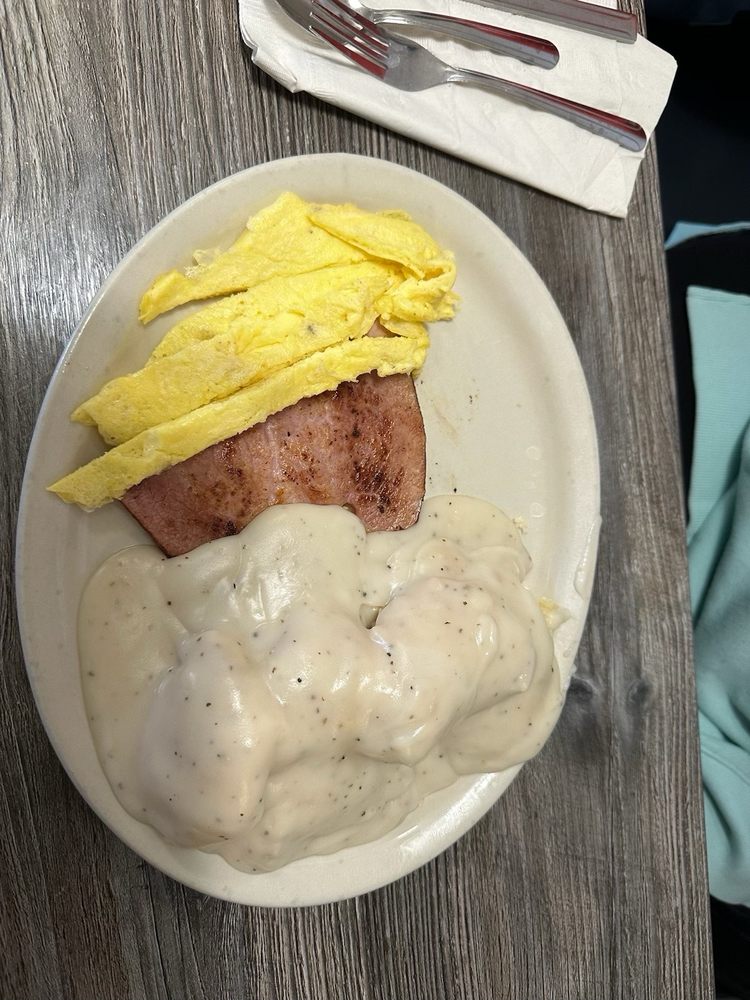 Mammas Kitchen - But if scrambled eggs, ham and looks like homemade biscuits n gravy. - steak, food - Breakfast & Brunch Near Me - Humboldt, Arizona Mammas Kitchen - But if scrambled eggs, ham and looks like homemade biscuits n gravy. - steak, food - Breakfast & Brunch Near Me - Humboldt, Arizona