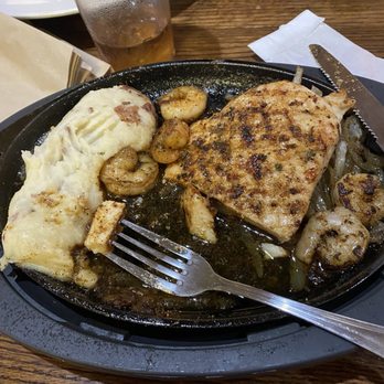 Applebee's Grill + Bar - Bourbon chicken and shrimp - American Near Me - Franklin, Virginia Applebee's Grill + Bar - Bourbon chicken and shrimp - American Near Me - Franklin, Virginia