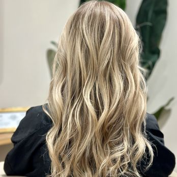 Luna Y Sol - Highlights By Hector - Hair Stylists Near Me - Pasadena, California