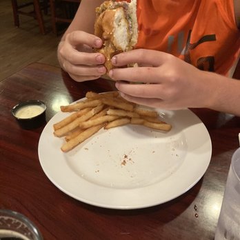 Horse Heaven Saloon - Cowboy burger - Gastropubs Near Me - Prosser, Washington