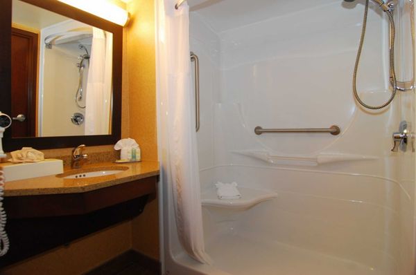 Quality Inn & Suites by null